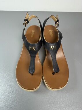 Michael Kors Laney thong espadrille wedge sandal in black and brown. Sz 8.5
